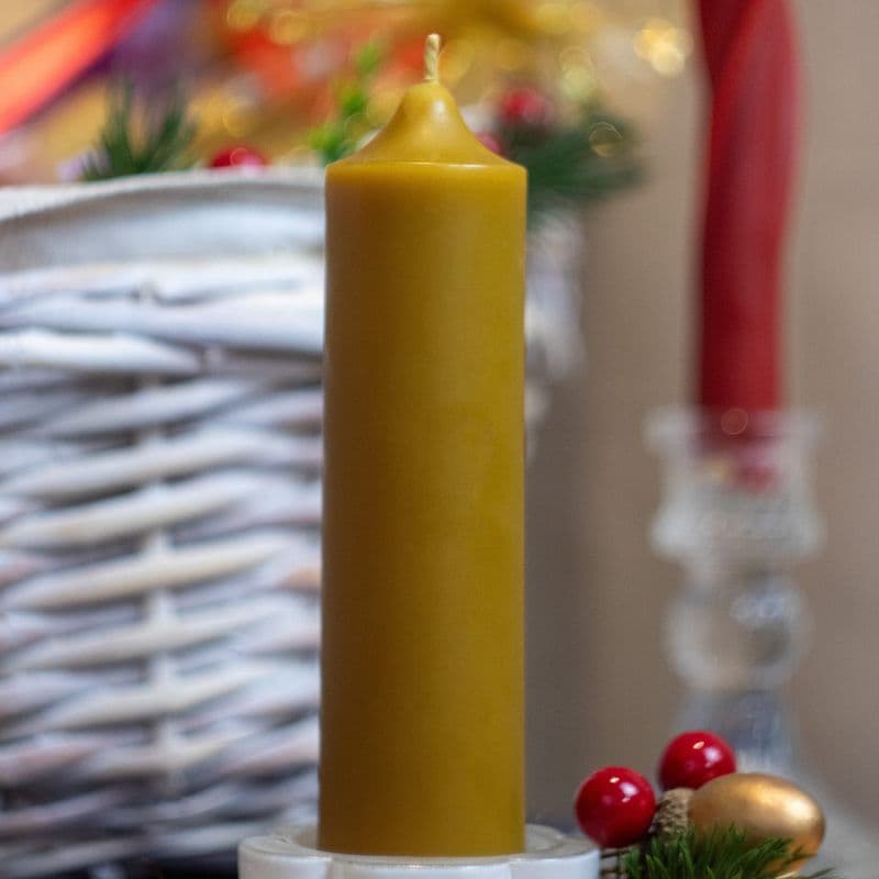 Цилиндрическая свеча